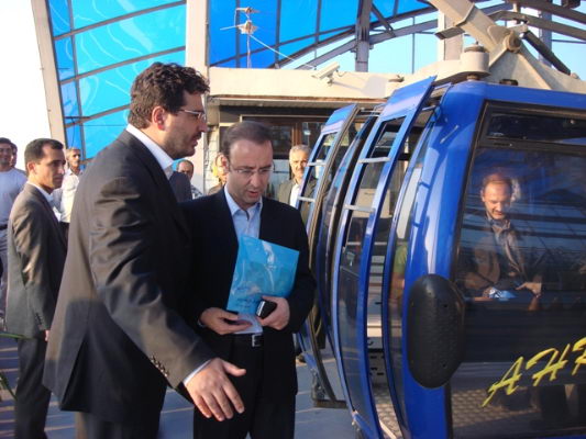 بازديد اعضاي كميسيون صنايع مجلس از تله كابين لاهيجان